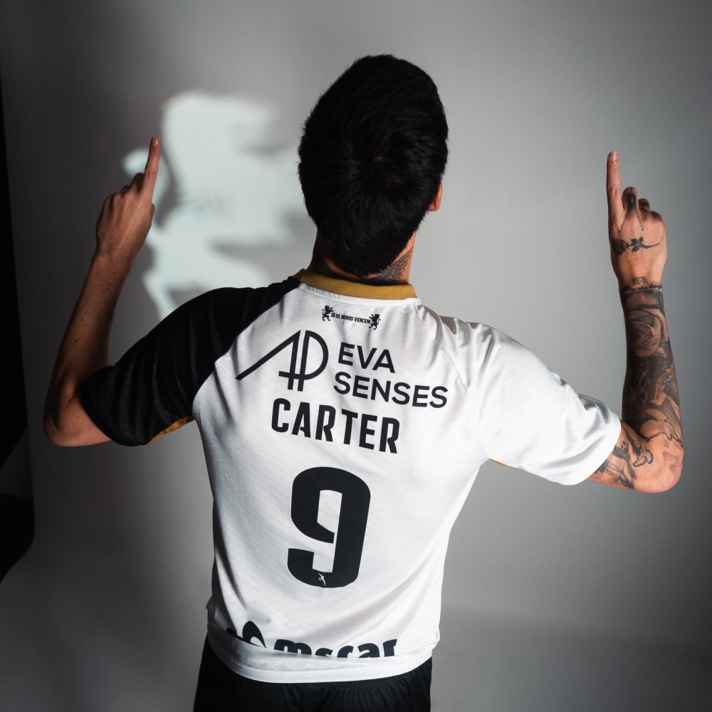 A camisola nº9 já tem dono!